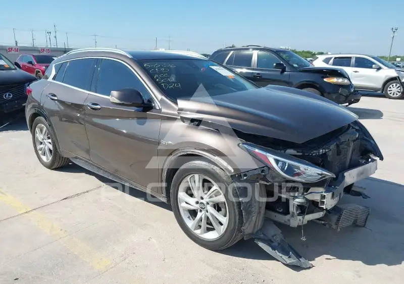 2018 Infinity QX30 фото
