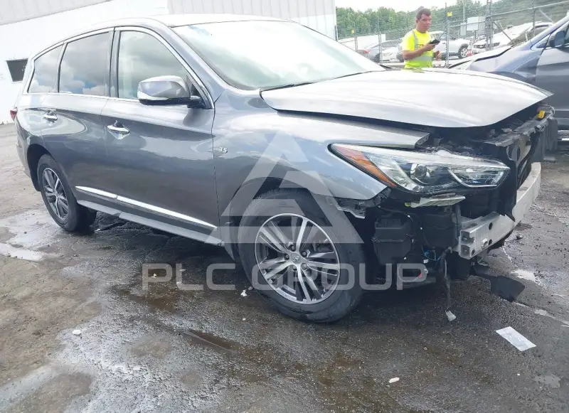2018 Infinity QX60 photo