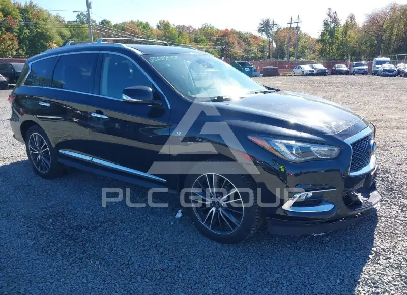 2018 Infinity QX60 photo