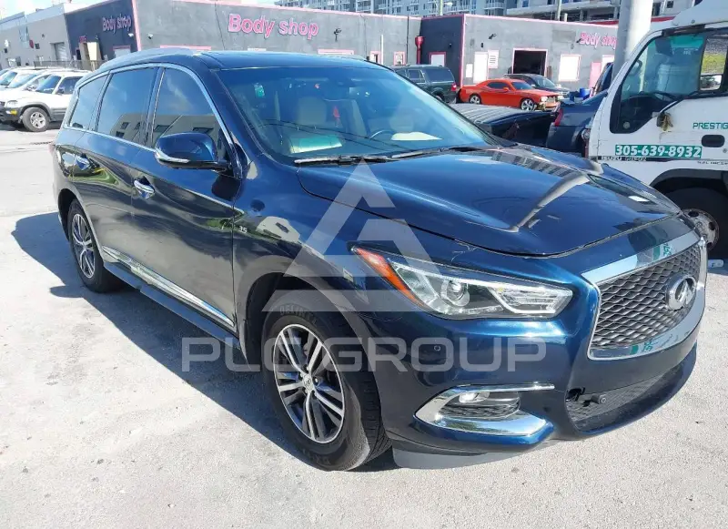 2018 Infinity QX60 photo