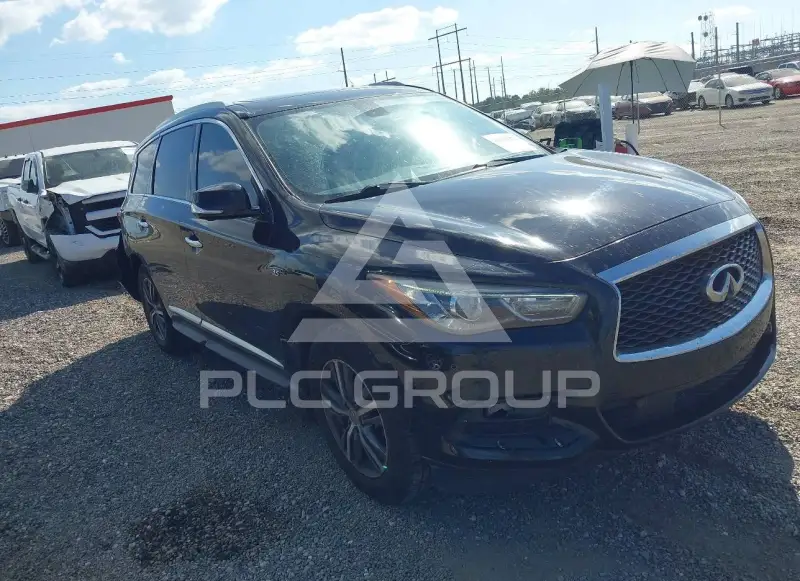 2018 Infinity QX60 photo
