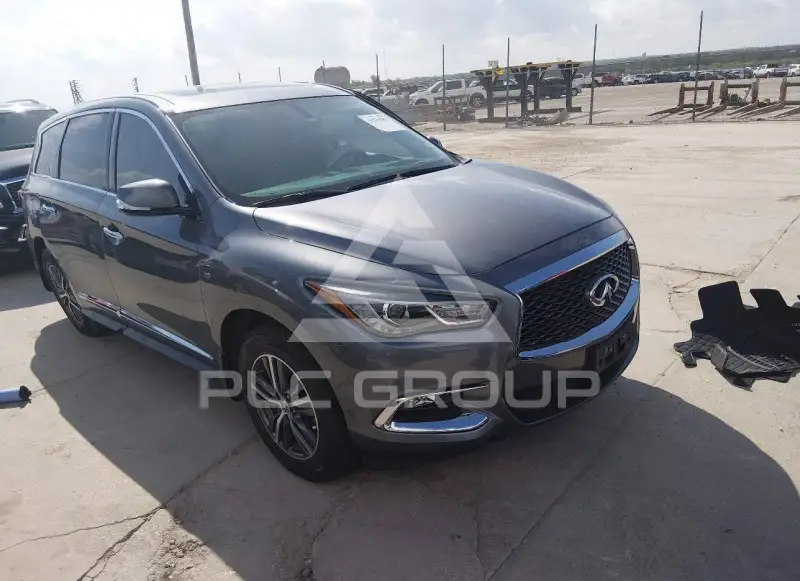 2018 Infinity QX60 photo