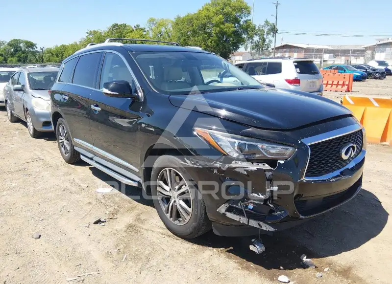 2018 Infinity QX60 photo