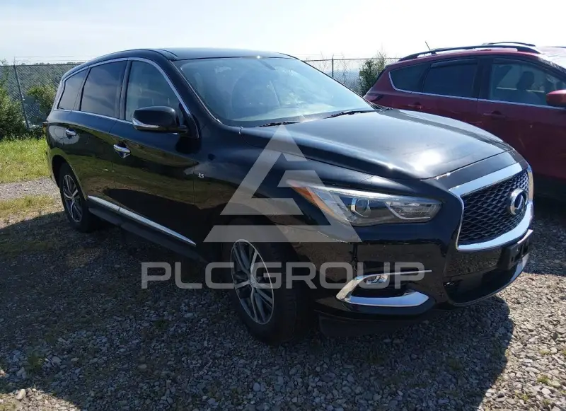 2018 Infinity QX60 photo