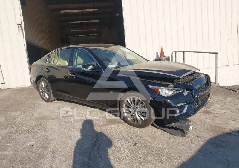 2018 Infinity Q50 фото
