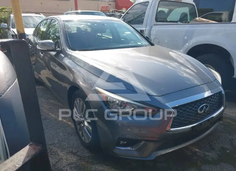 2018 Infinity Q50 фото
