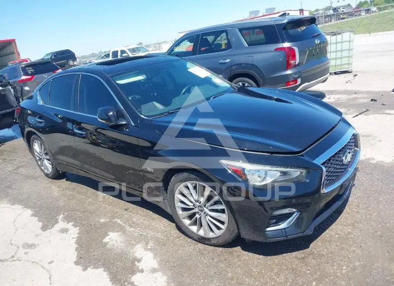 2018 Infinity Q50 фото