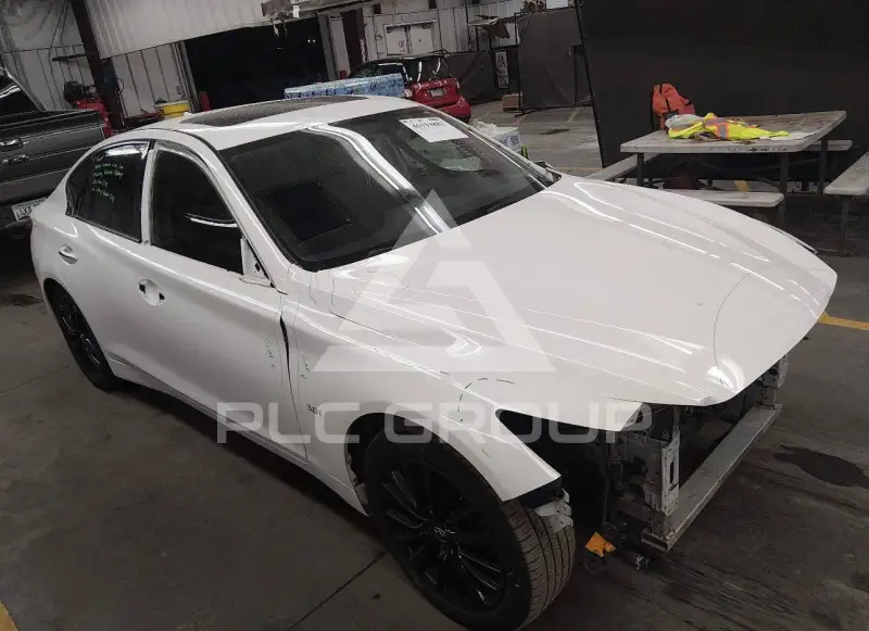 2018 Infinity Q50 photo