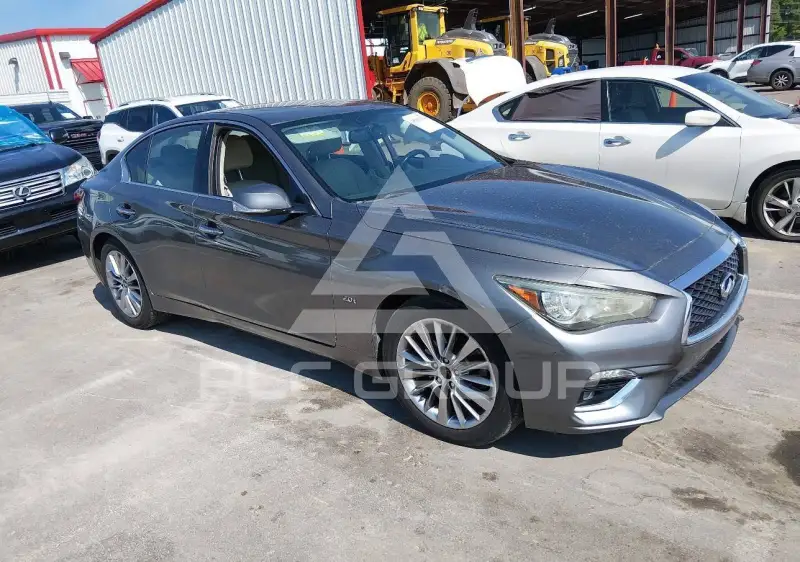 2018 Infinity Q50 photo