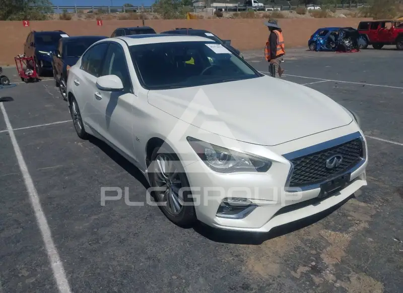 2018 Infinity Q50 photo