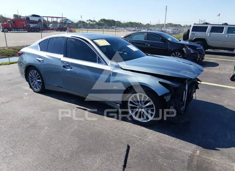 2018 Infinity Q50 photo