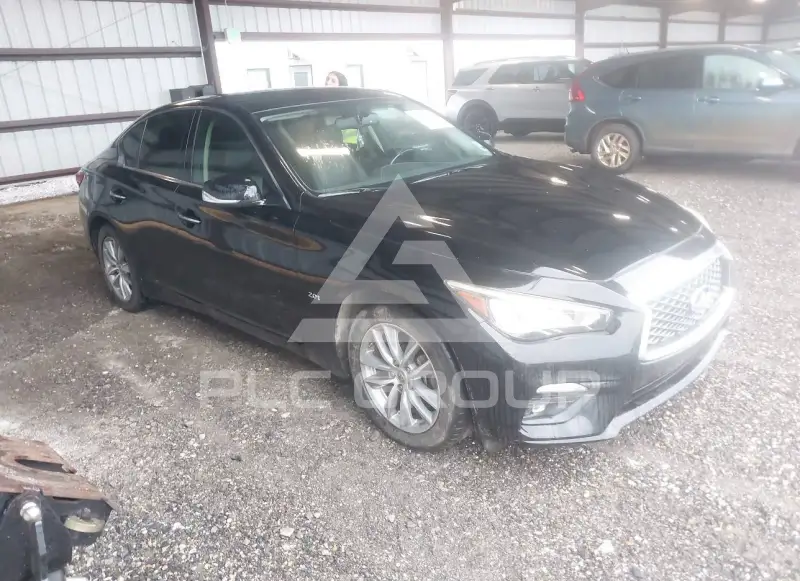 2018 Infinity Q50 фото