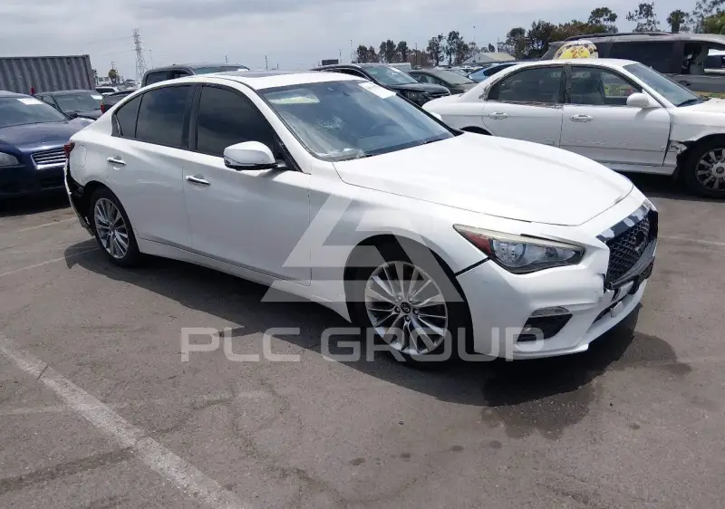 2018 Infinity Q50 photo