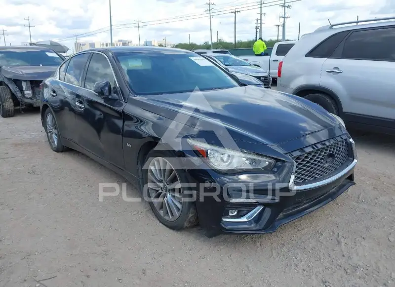2018 Infinity Q50 фото