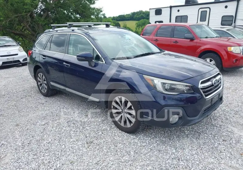 2018 Subaru Outback photo