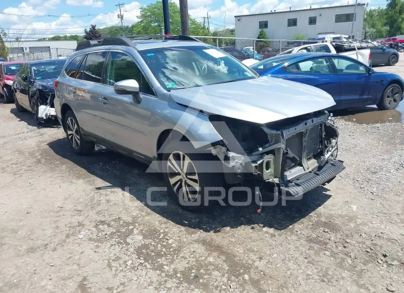 2018 Subaru Outback photo