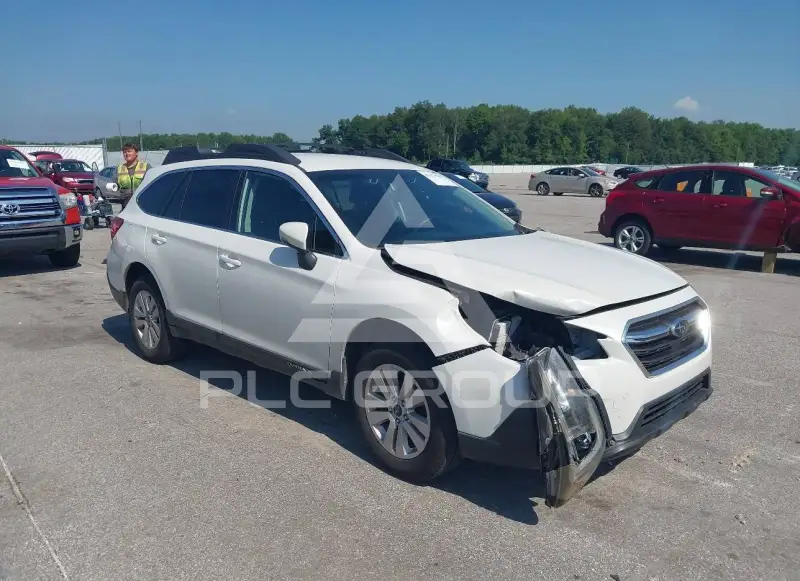 2018 Subaru Outback photo