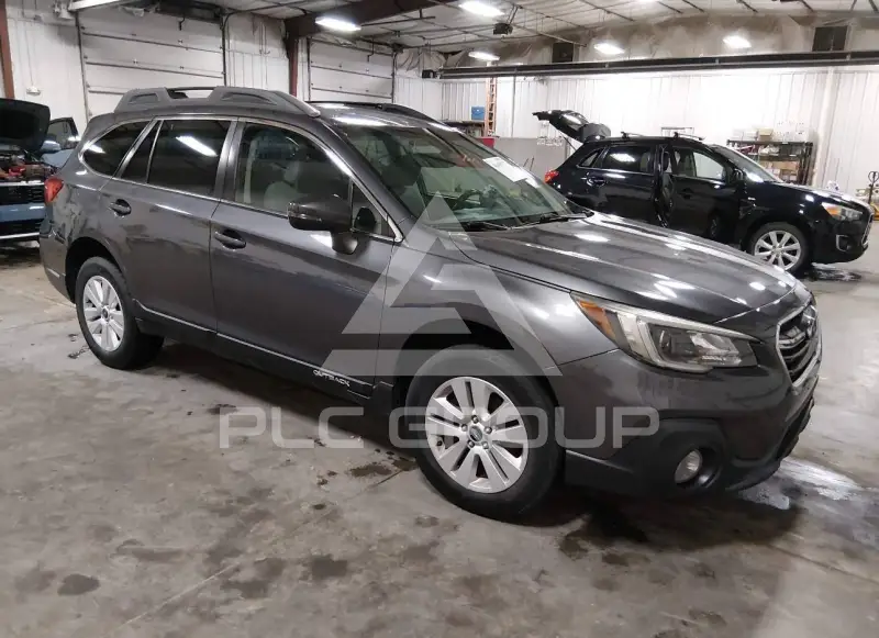 2018 Subaru Outback photo