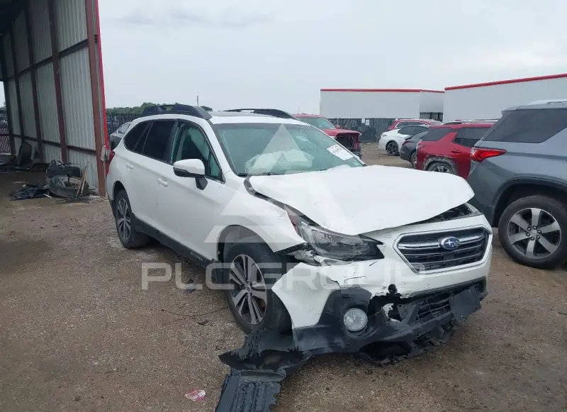 2018 Subaru Outback photo