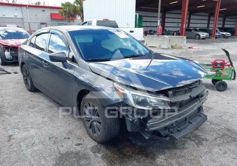 2018 Subaru Legacy photo