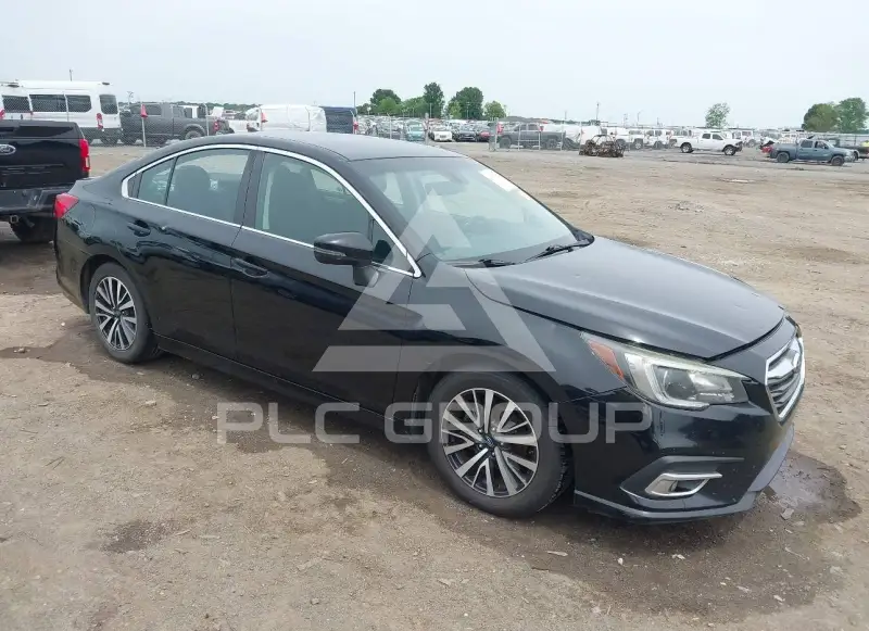 2018 Subaru Legacy photo