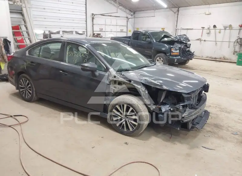 2018 Subaru Legacy photo