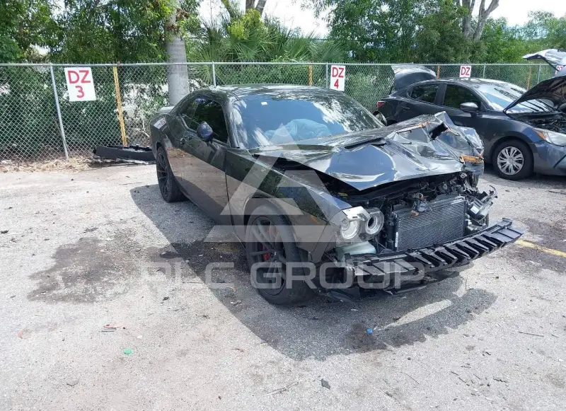 2018 Dodge CHALLENGER фото