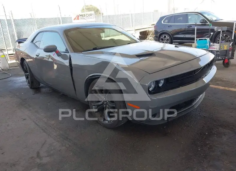 2018 Dodge CHALLENGER фото