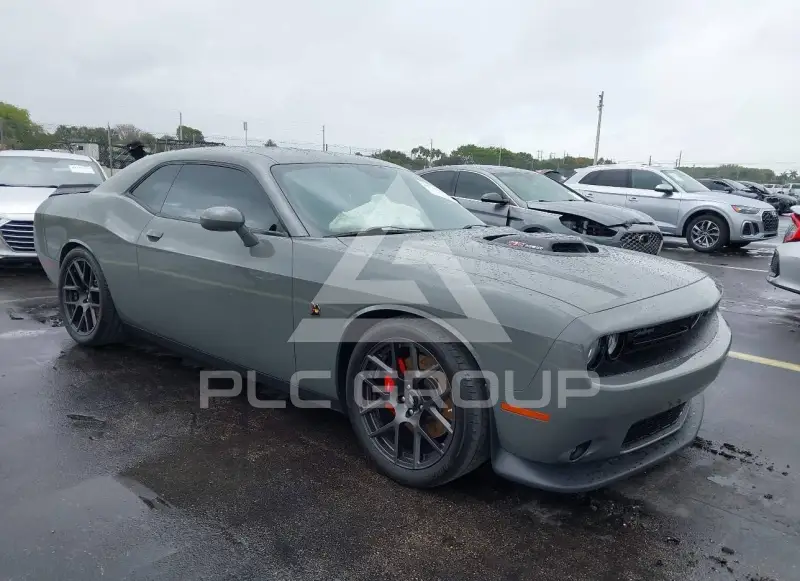 2018 Dodge CHALLENGER photo