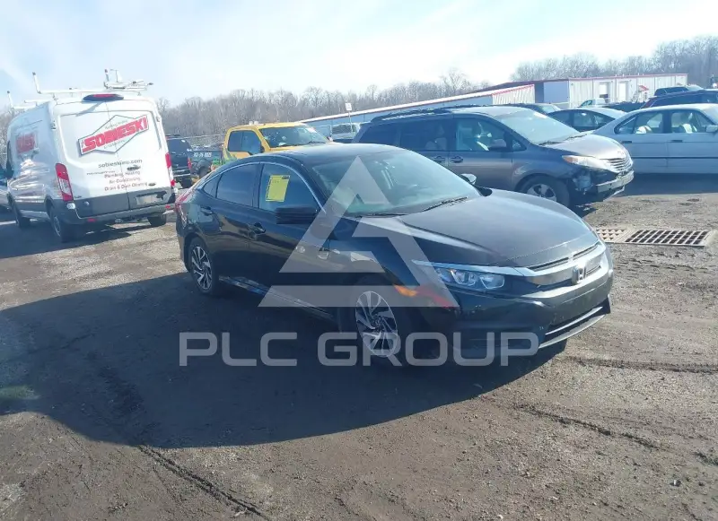 2018 Honda CIVIC фото