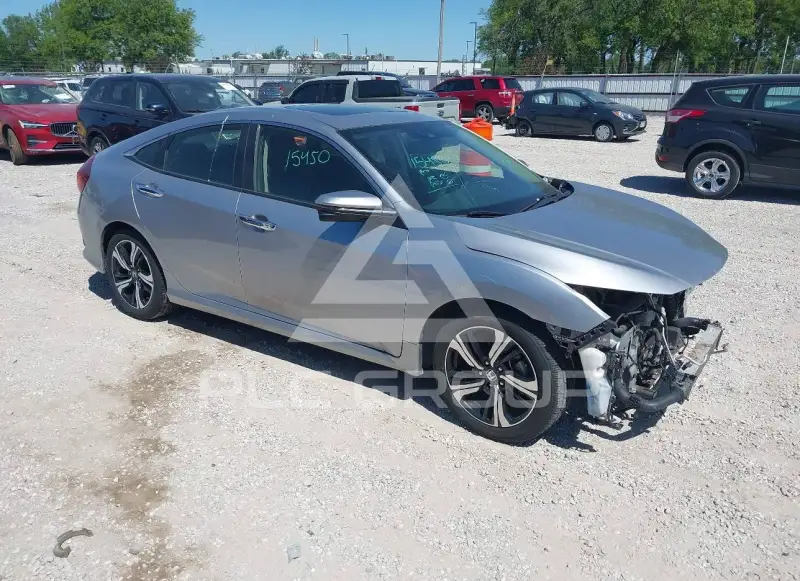 2018 Honda CIVIC фото