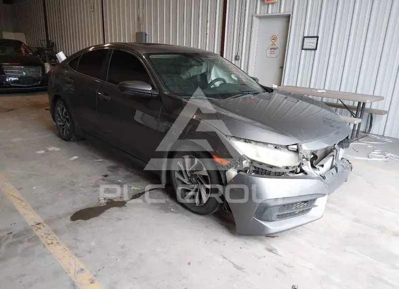 2018 Honda CIVIC photo