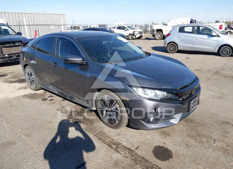 2018 Honda CIVIC фото