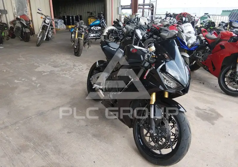 2018 Honda CBR1000 photo