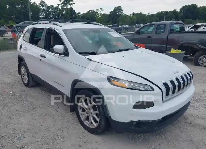 2018 Jeep CHEROKEE photo