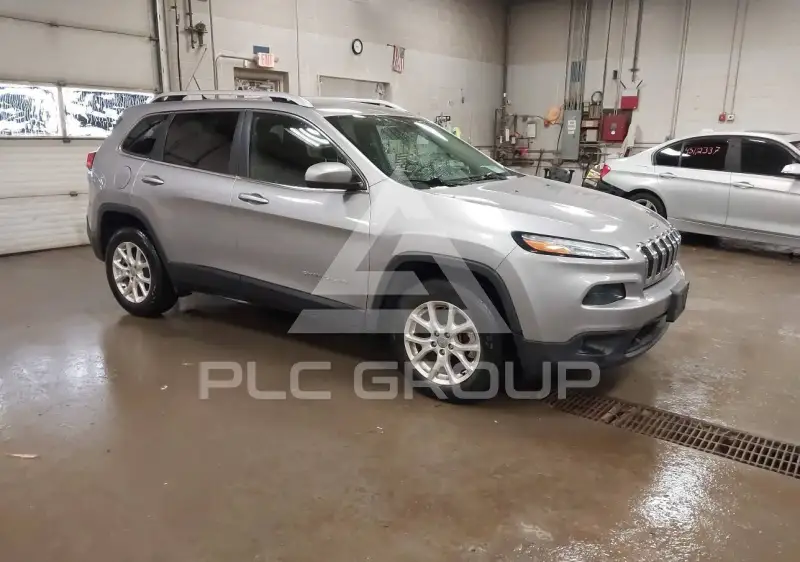 2018 Jeep CHEROKEE photo