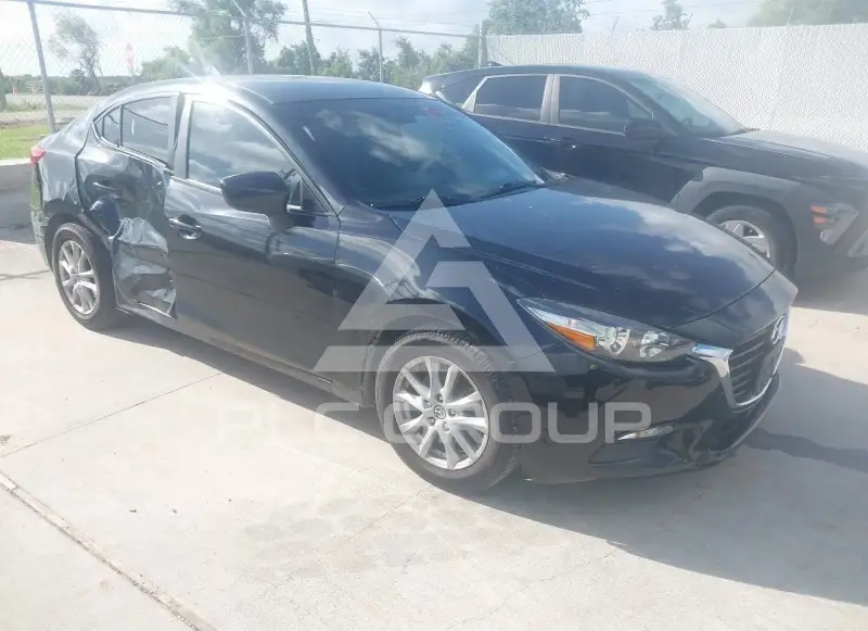 2018 Mazda 3 фото