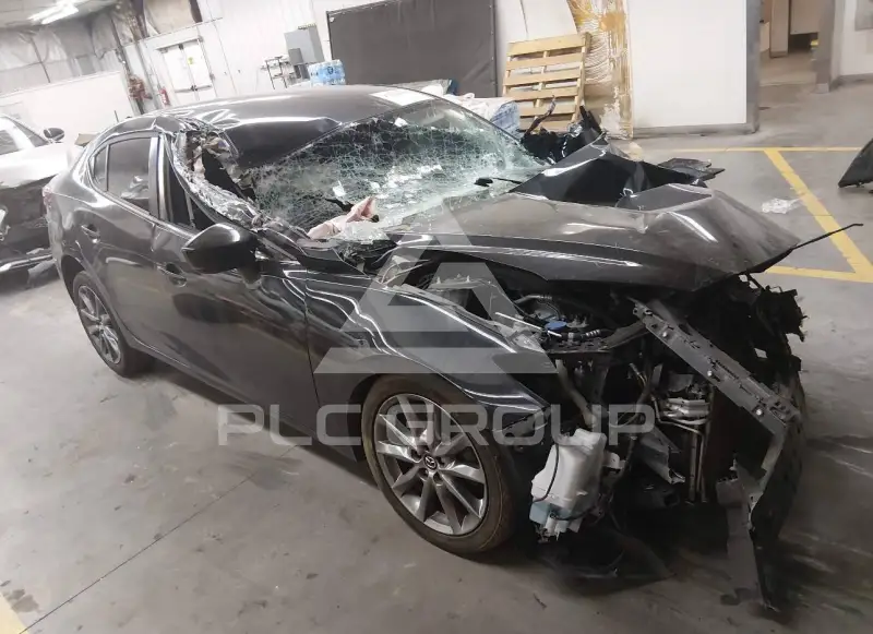 2018 Mazda 3 фото
