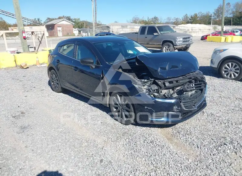 2018 Mazda 3 фото