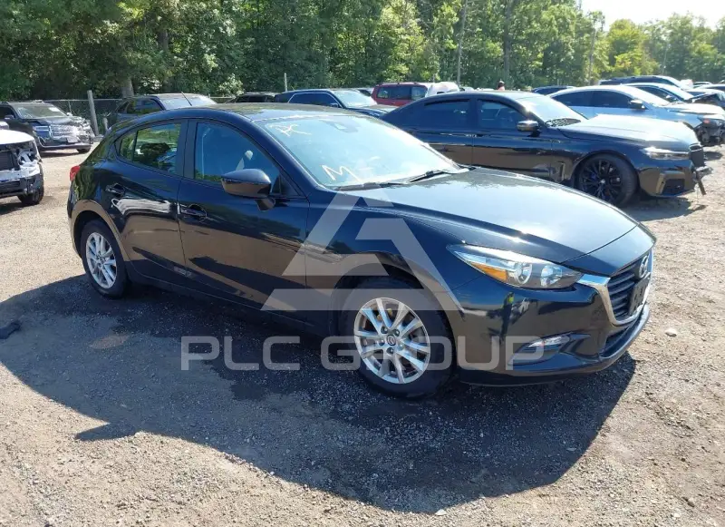 2018 Mazda 3 фото