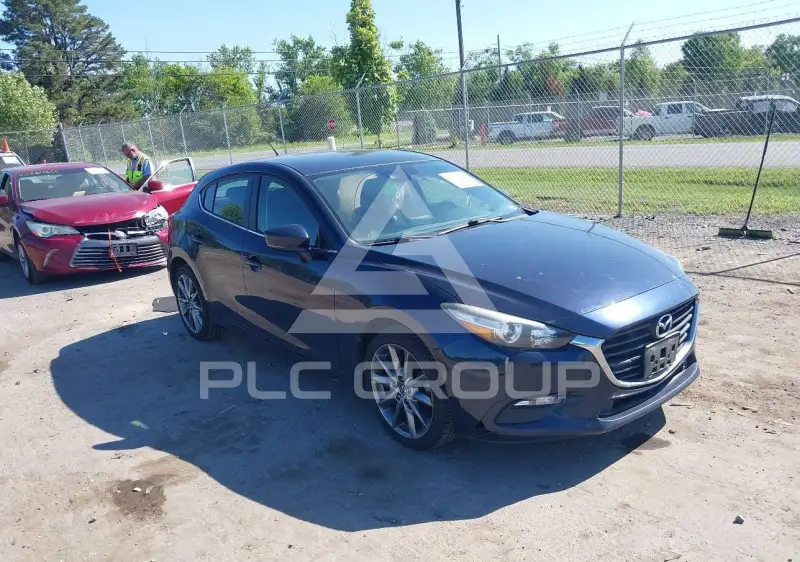 2018 Mazda 3 фото