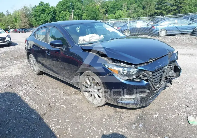 2018 Mazda 3 фото