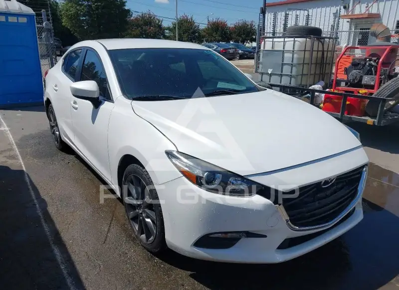 2018 Mazda 3 фото