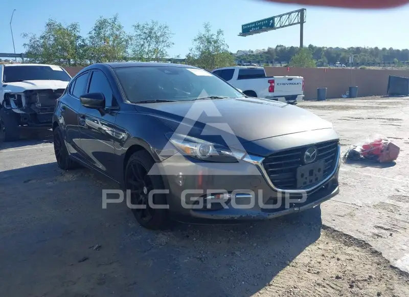 2018 Mazda 3 фото