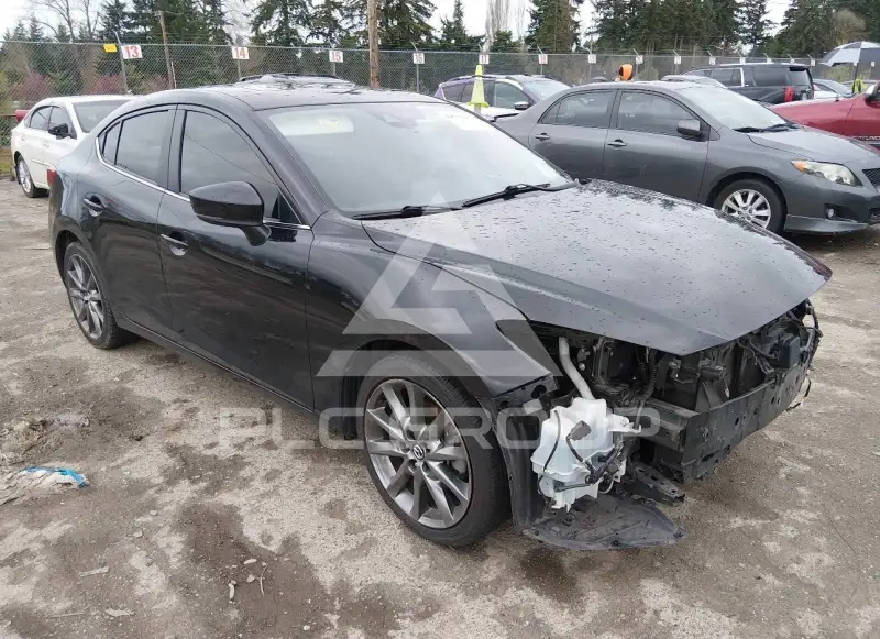 2018 Mazda 3 фото