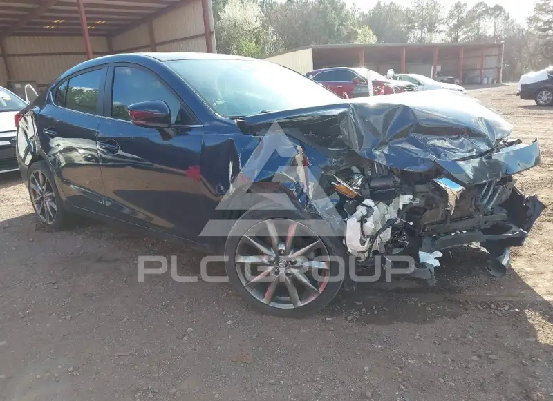 2018 Mazda 3 фото