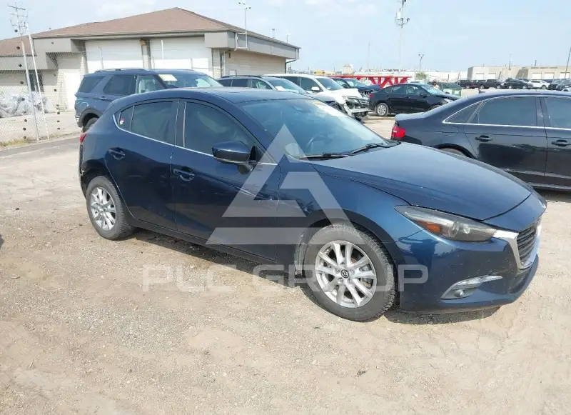 2018 Mazda 3 фото
