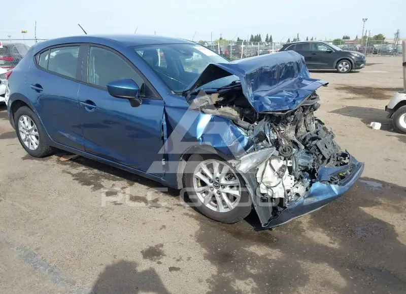 2018 Mazda 3 фото