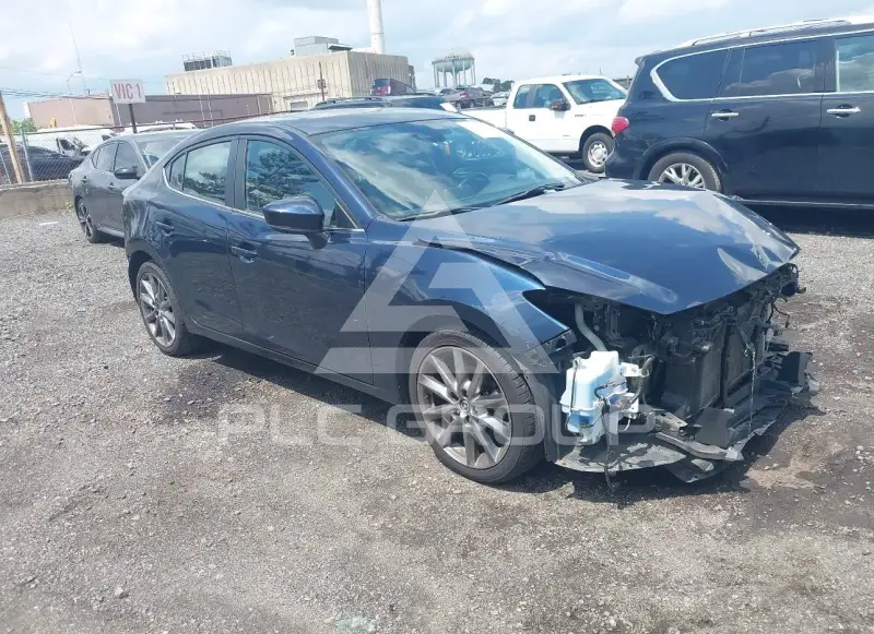 2018 Mazda 3 фото