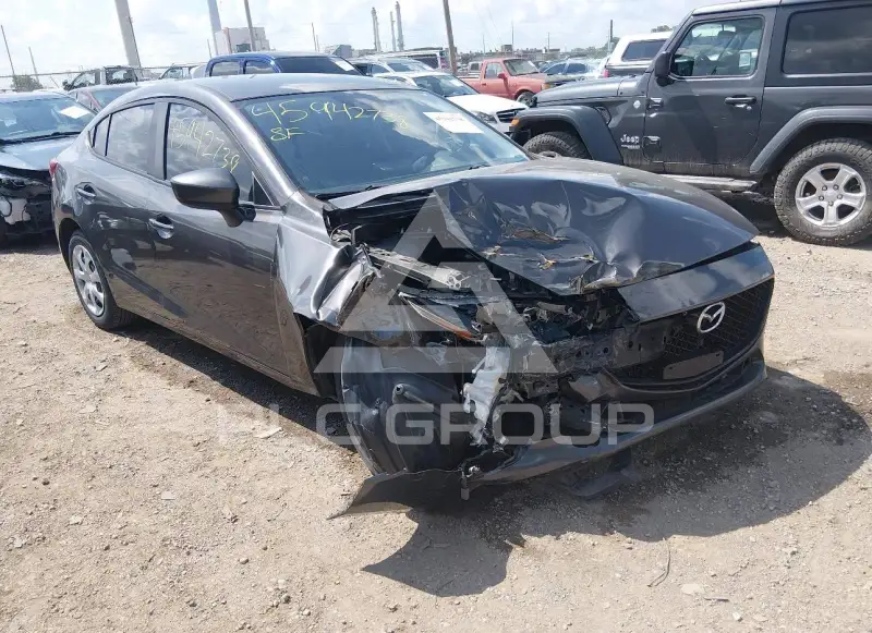 2018 Mazda 3 фото